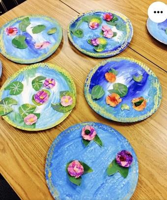 Monet water lilies craft.